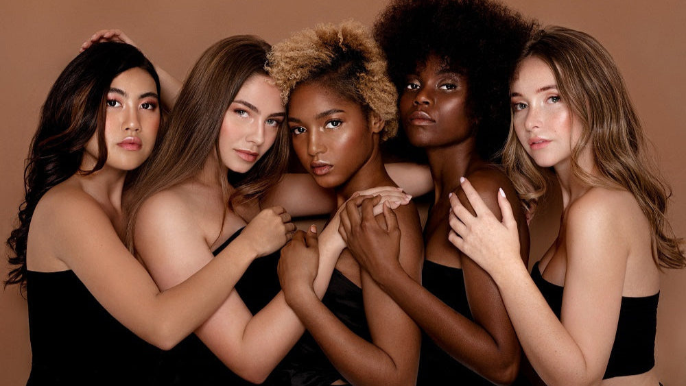 9NC Aqua Silk Weightless Foundation - Cinnamon -